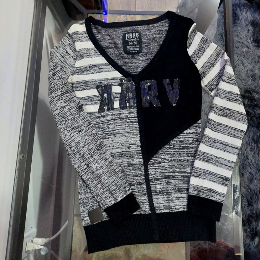 Karv Long V Neck Sleeve Sweater Size Medium
